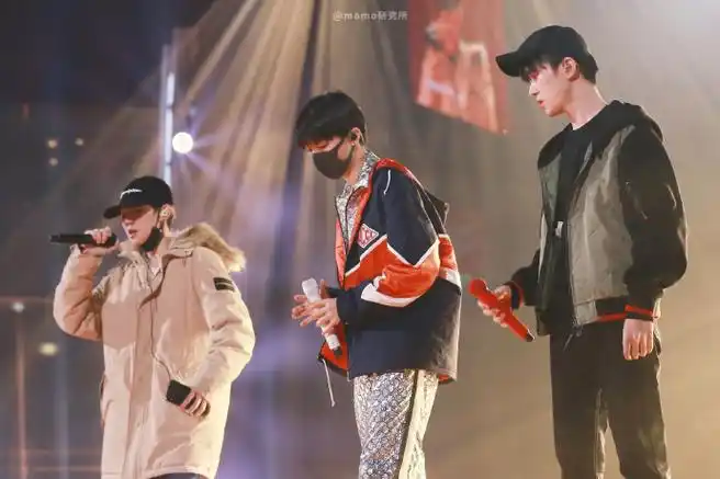 会出座位了#分享一组三小只未公开的合体彩排图tfboys | 2018-2019