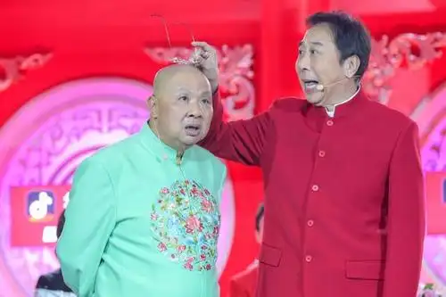 四大卫视春晚节目单曝光!辽宁台有冯巩郭冬临,德云社齐聚天津台