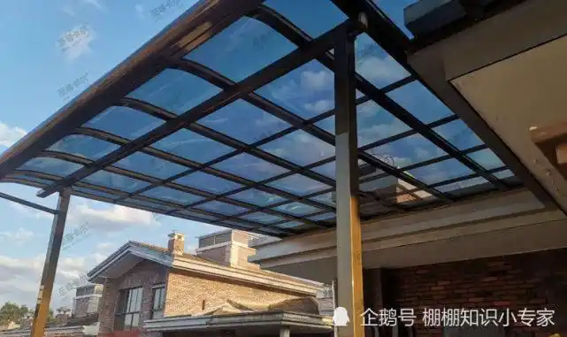 钢结构玻璃雨棚怎么选?不如看看这里_腾讯网
