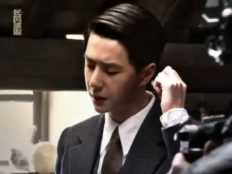 王一博新剧片场花絮##长风破浪王一博王阳演上下级##电视剧长风破