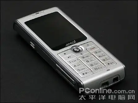 锋芒内敛 夏新时尚直板机m639不足千元_手机_科技时代_新浪网