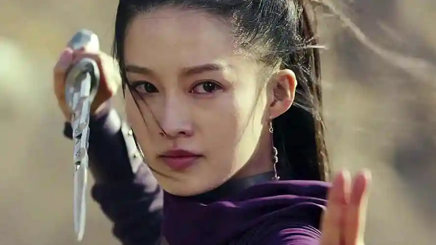 诛仙:陆雪琪(李沁饰)因爱最终放过张小凡,含笑送他离开!