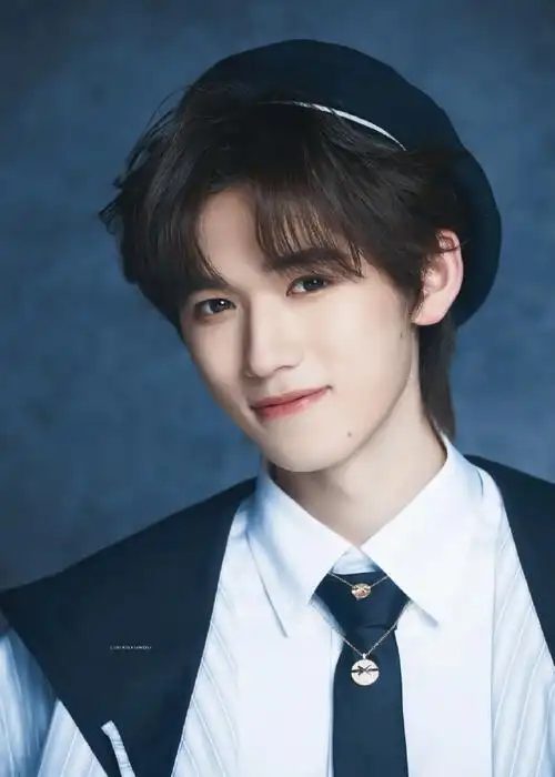 全世界最可爱的美式证件照@时代少年团-宋亚轩#宋亚轩声生不息