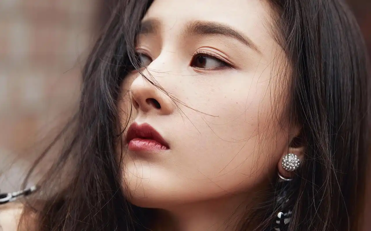 宋祖儿性感甜美写真桌面壁纸