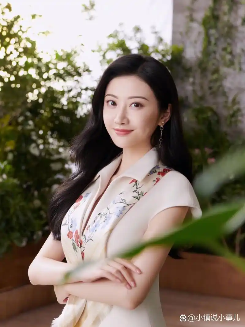 景甜漂亮旗袍～～美美哒