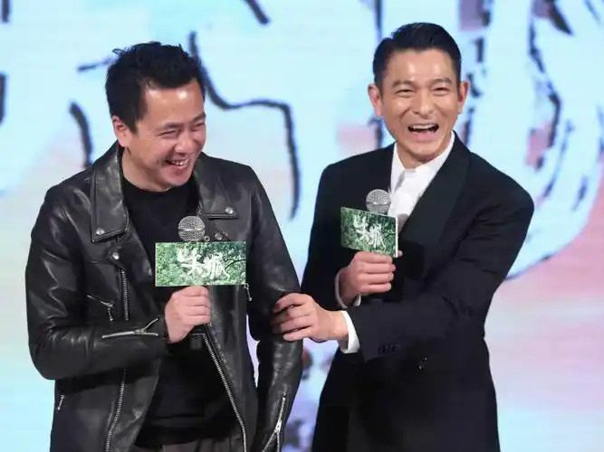 张卫健穷困潦倒时,刘德华送给他十四个字