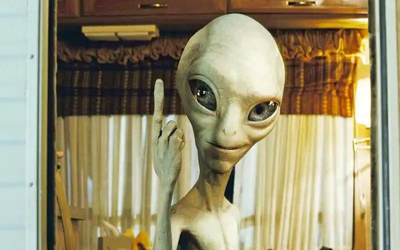 搞笑盘点电影中那些,被人类坑惨了的外星人,有的一辈子都回不去