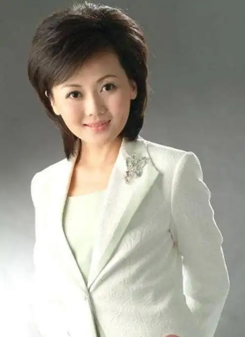 央视主持人柴璐中央电视台美女主持柴璐