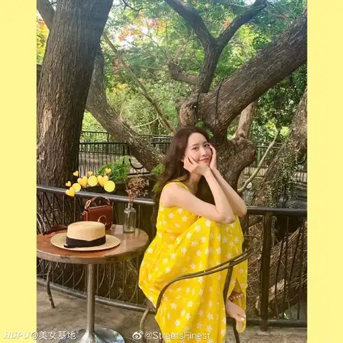 林允儿夏日里的黄裙仙女