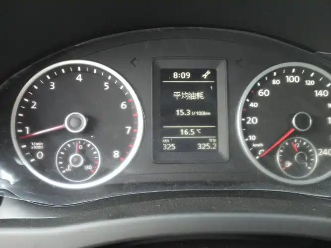 大众途观仪表盘有个白白手板