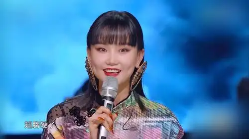 黄龄自曝不红往事,因不续约而让歌给霍尊,还好凭"浪姐"翻身|霍尊|黄龄