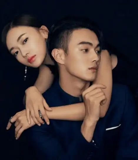 "平面模特"许凯的娱乐圈上位之路,和她背后的绯闻女友_于正_俩人_剧中