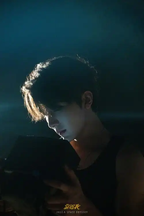 #张新成新歌靠近我#