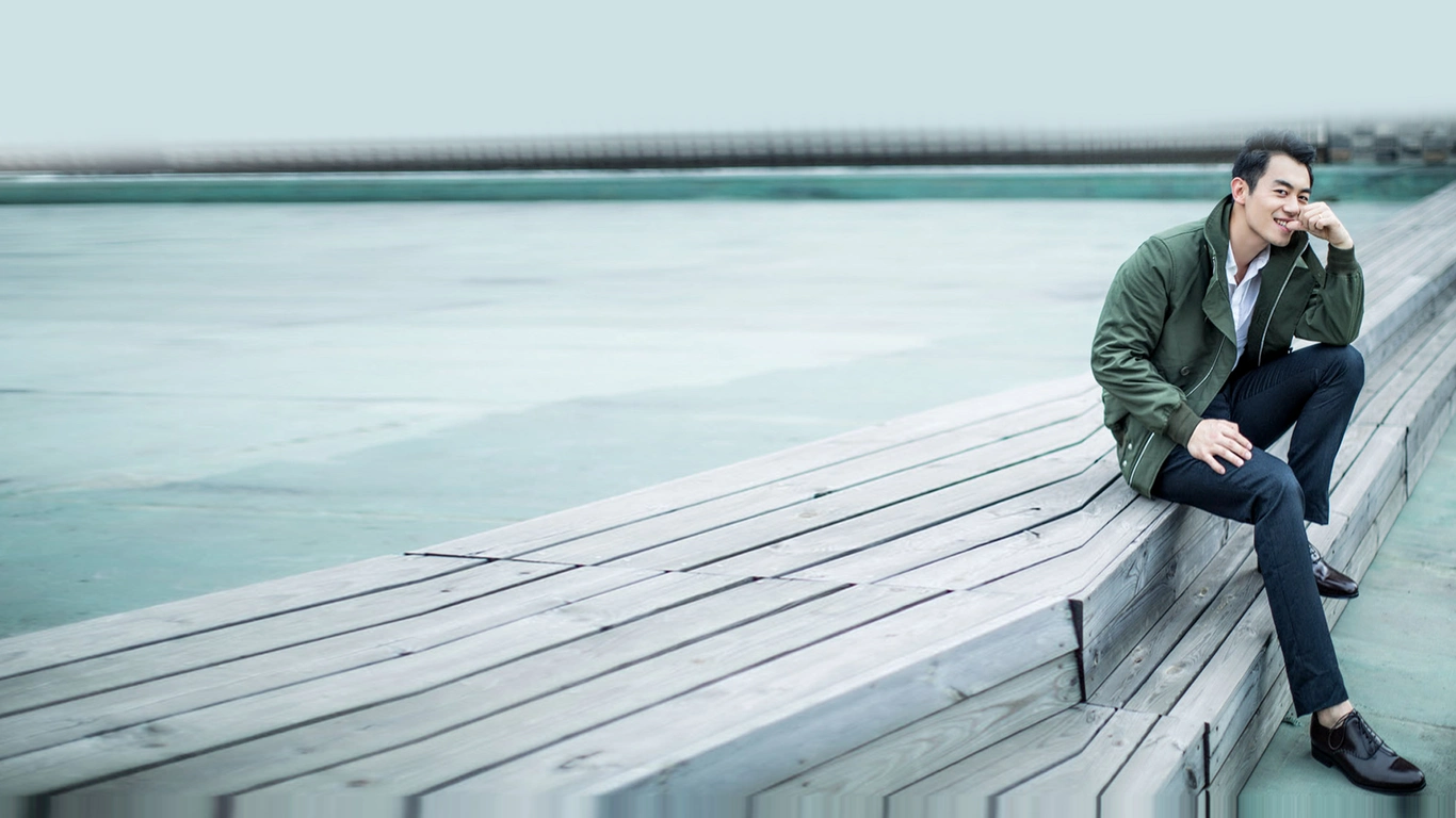 求朱亚文高清无水印大图壁纸