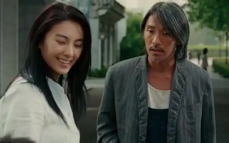 小狄在《长江七号》上贵族学校,星爷为何搬砖能供得起?看完秒懂