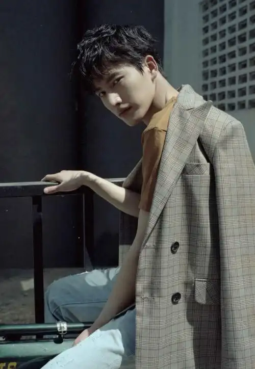 赵越告别昆仑迎来甜蜜暴击骆冠言