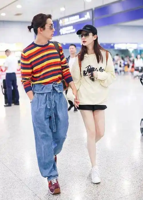 原创原创34岁戚薇真会穿168身高穿出2米气场网友李承铉好眼光