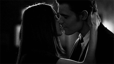 男孩gif爱gif女孩gif的吻gif亲吻脖子gif吻gif夫妇gif夫妻gif