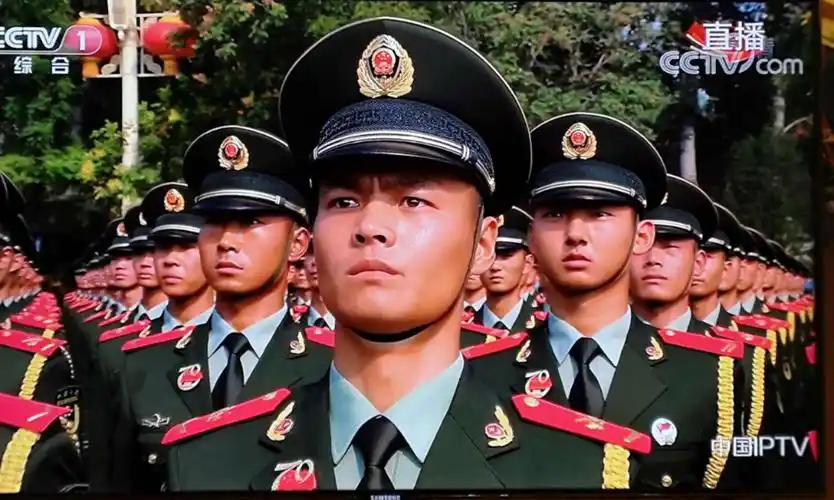 《中国军人的风采》摄影:生命