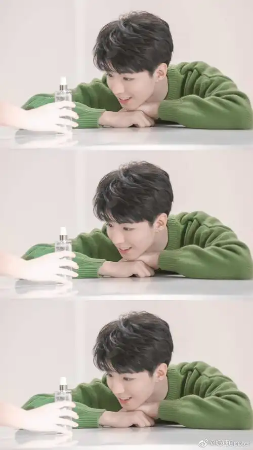 王俊凯三宫格壁纸