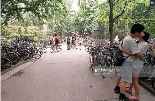 90年代中国老照片:图4现都是有钱人,图8你一定做过,图9非常尴尬