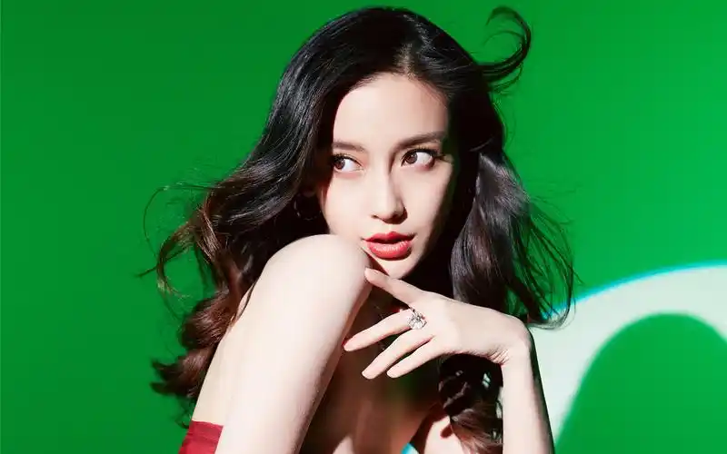 angelababy时尚魅力活动照高清壁纸