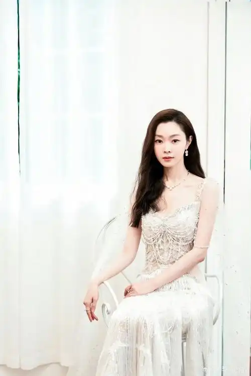 宋轶|裹胸|秃头_新浪新闻