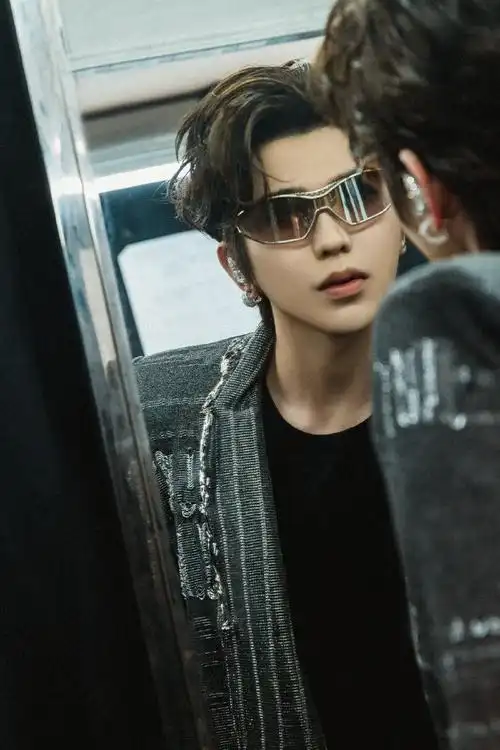 蔡徐坤2023迷巡回演唱会##buccellati布契拉提