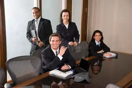 文件夹种族多元化,多种族的商务人士照片