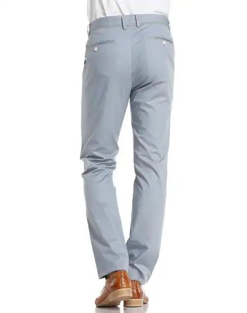 浅蓝灰色斯文简约休闲长裤