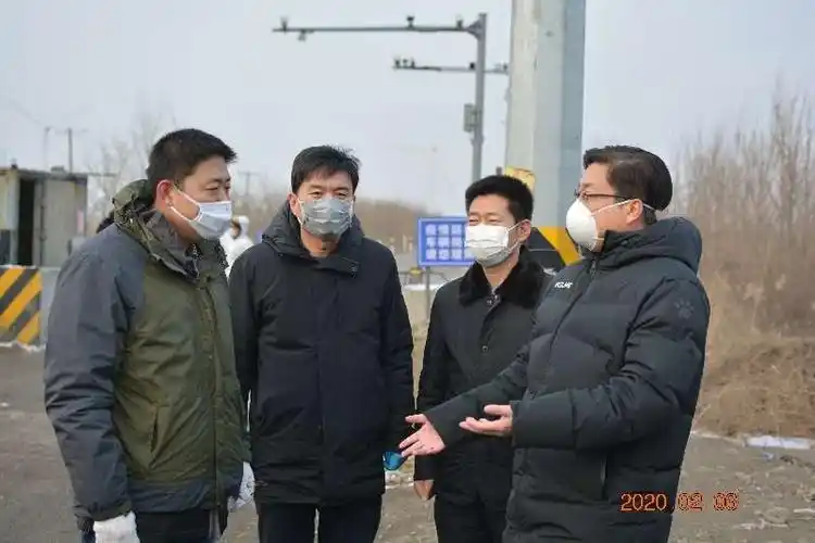 2月6日全天,戴雷副区长带队,分别到滨海新区南片,北片乡村公路疫情