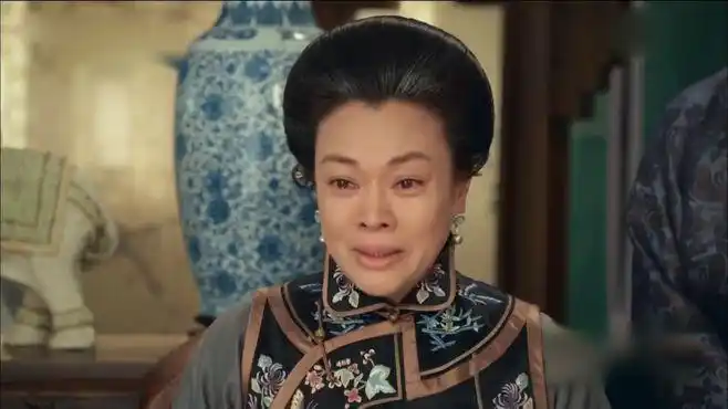 娘道:孩子长大懂事了!招娣盼娣回家做这一举动,隆夫人泣不成声