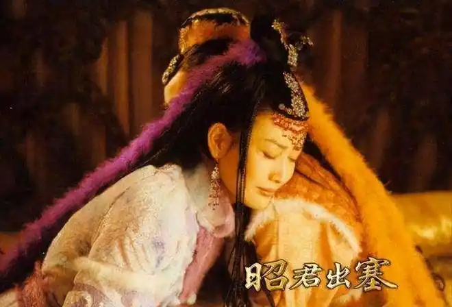 历史上真实的王昭君竟落得夫死从子的凄惨结局让人唏嘘不已