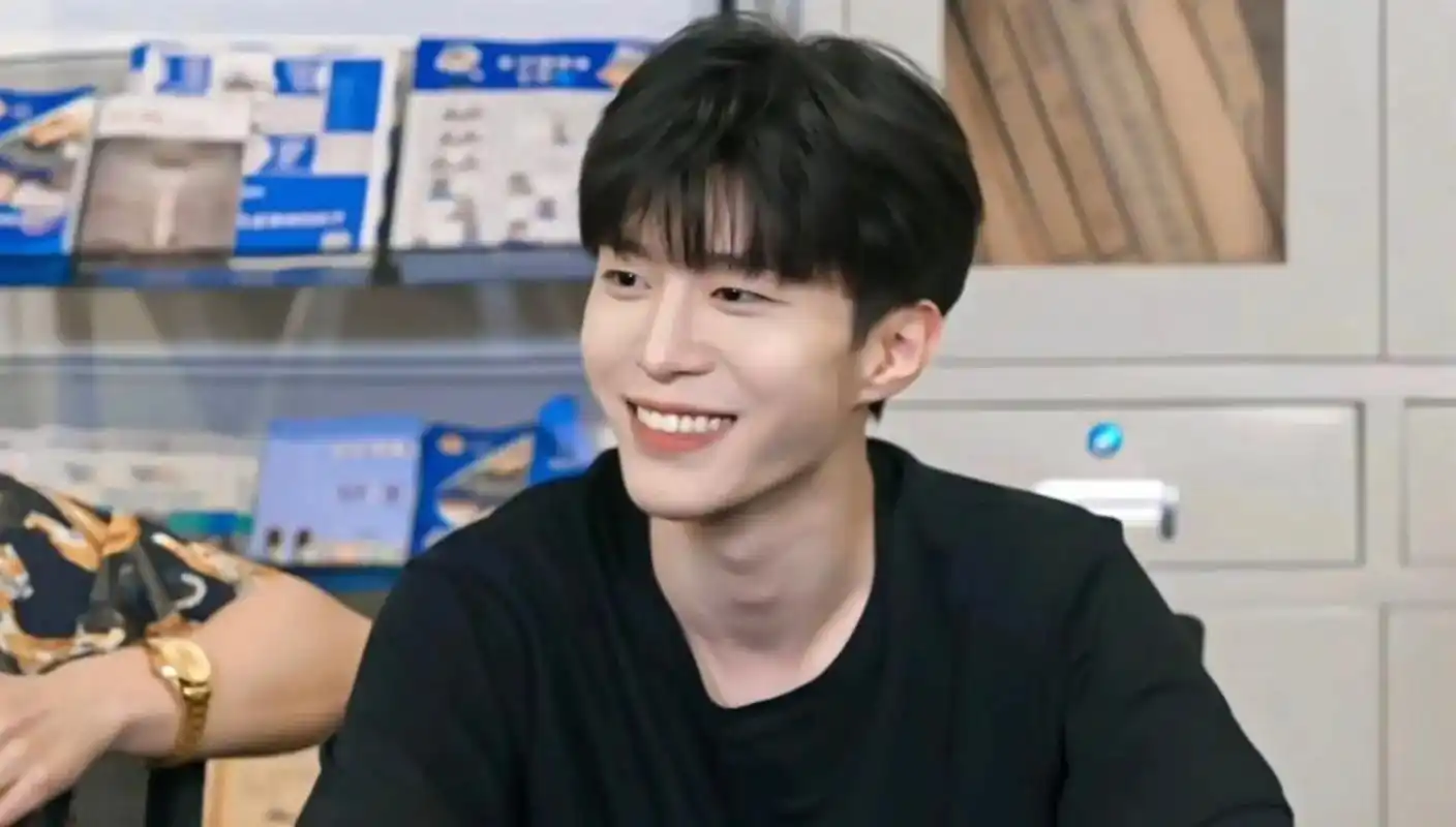 范丞丞背景图不明显 - 抖音