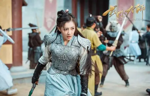 玄门大师热播曝女主王秀竹热血打怪剧照