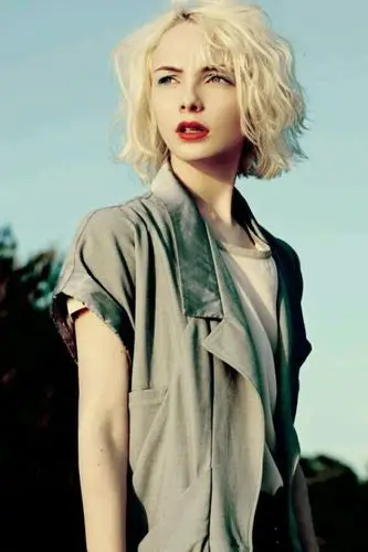 欧美短发很有女超人的感觉