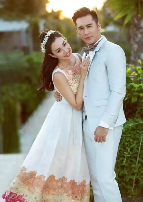 乘风破浪的姐夫身世pk钟丽缇陈松伶都嫁嫩男万茜老公很神秘