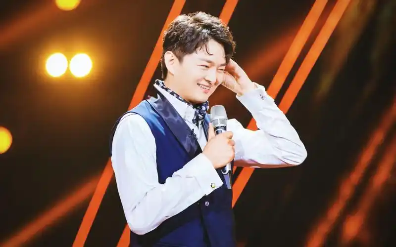 王凯《舞曲》(20170506《青春颂》青年男高音歌唱家王凯专场音乐会)