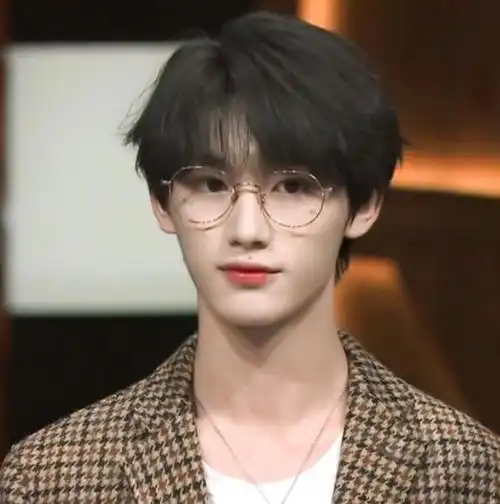 旋风少女2(旋风少女二丁程鑫)-第6张图片-秋霞网