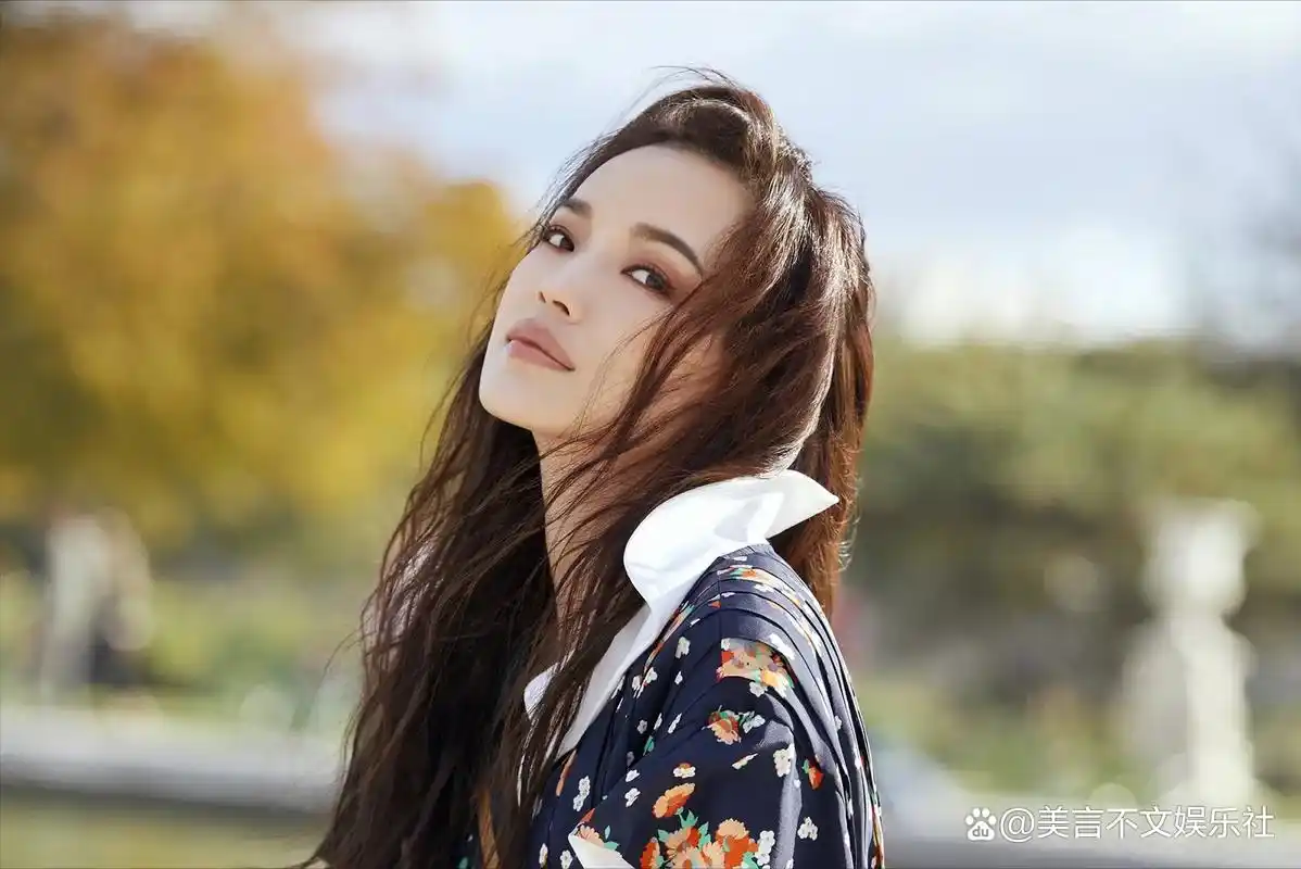 写真集毁了2段好姻缘,历任男友只谈不娶,舒淇的"反击"真漂亮