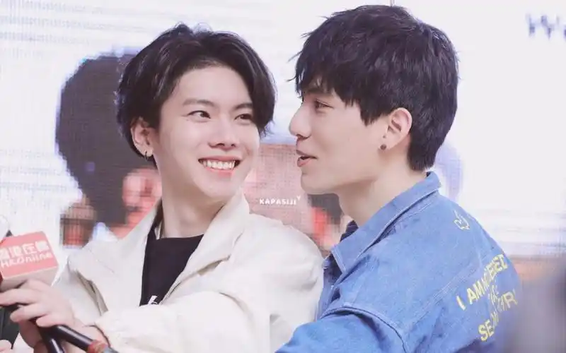 【收藏用】【德逸cp】第二名的逆襲sofa kiss