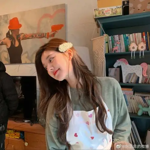 赵露思～头像大户啊