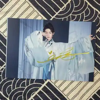 into1-刘宇亲笔签名照片送女朋友闺蜜个人收藏情侣小礼品明星周边