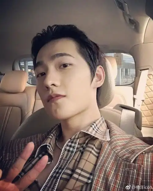 杨洋素颜自拍##杨洋素颜状态