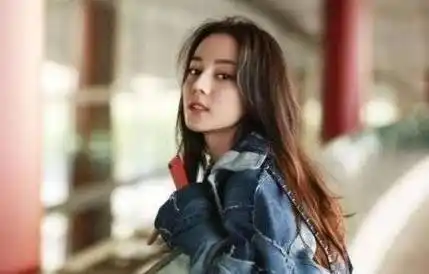 迪丽热巴离开嘉行进入华策,这对她未来发展有好处吗?_杨幂_关系_作品