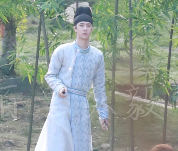 王一博新古装剧造型曝出一身白衣翩翩帅绝了生图尽显真实颜值