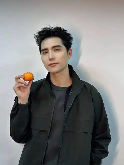 马思纯抢戏?黄轩忙刷脸?_资源_实力