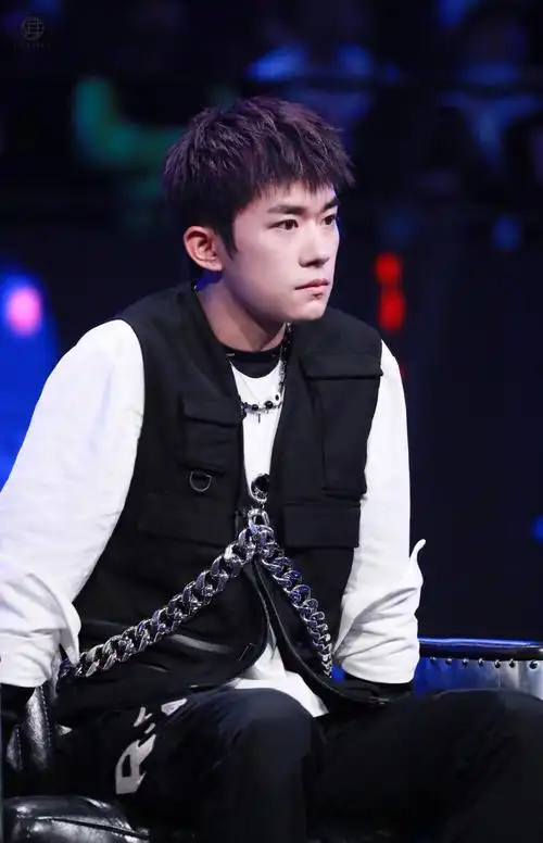 易烊千玺这就是街舞第三季决赛