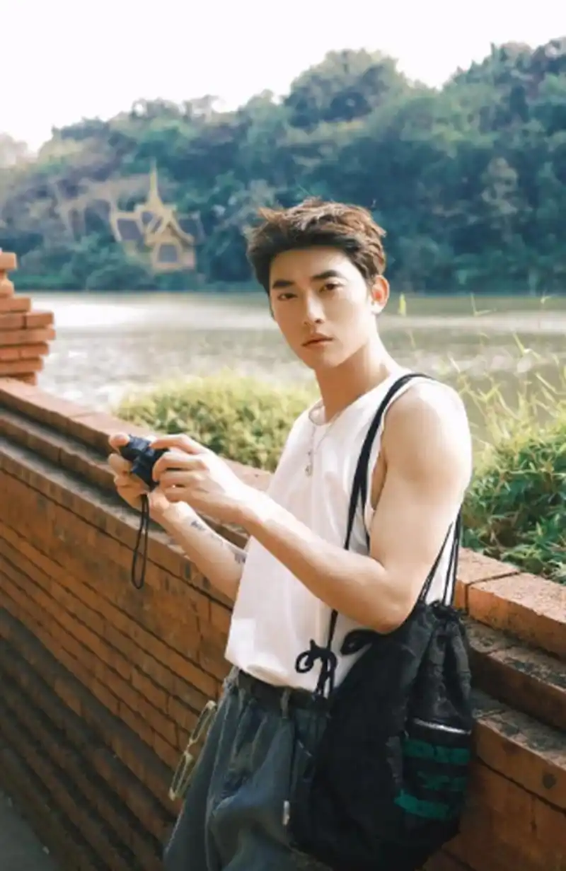 阳光帅气的奶狗#帅哥