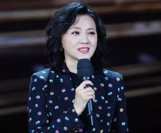 从5登春晚到沦落精神病院演员金玉婷的结局印证了郭德纲的话